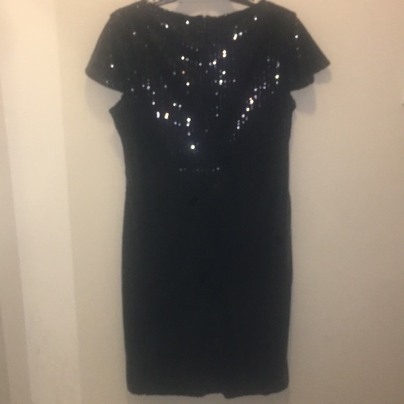 Beautiful Black Sequins Dress Size 12 - Picture 7 of 8